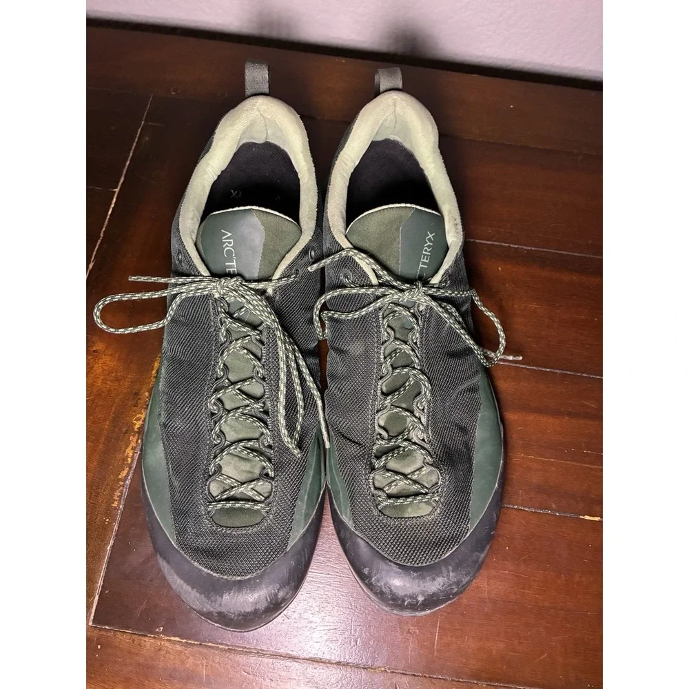 Arcteryx Konseal FL 2 Hiking‎ Shoes Men's Sz 9 Green Vibram Megagrip Sole